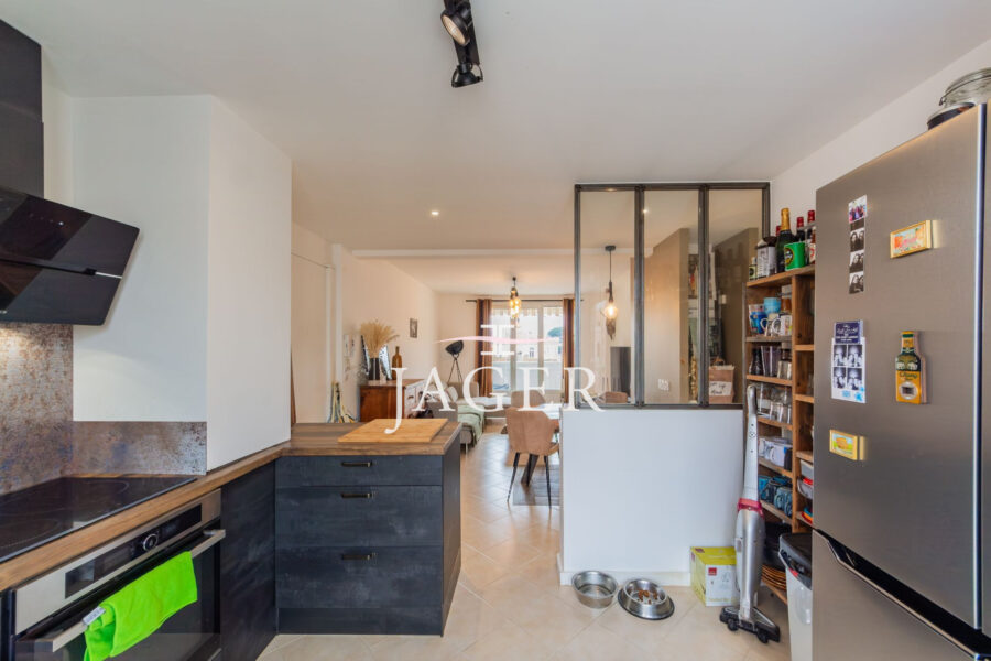 Appartement à vendre à Sainte-maxime — Vue sur la ville — photo 5