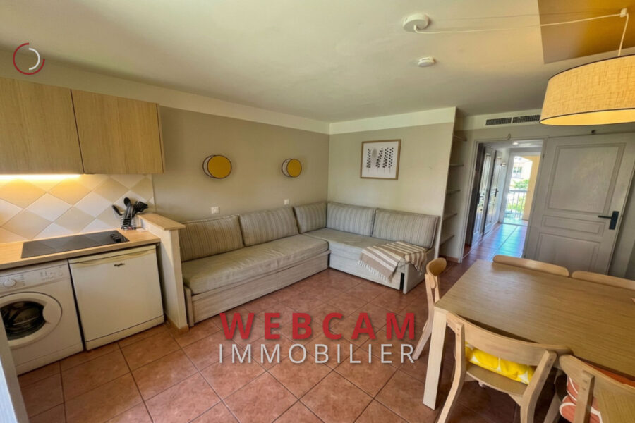 Appartement à vendre à Mandelieu-la-napoule — Vue parc & jardin — photo 2