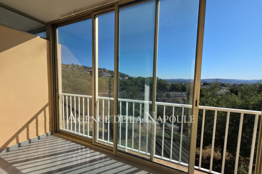 Appartement à vendre à Mandelieu-la-napoule — Vue nature — photo 4