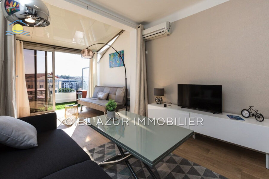 Appartement à louer à Juan-les-pins — Vue sur la ville — photo 3