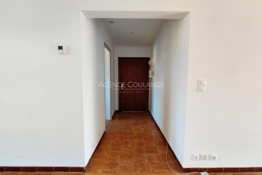 Appartement à vendre à La ciotat — Vue sur la ville — photo 2