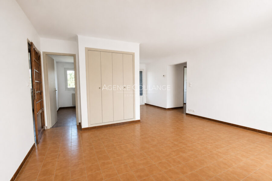 Appartement à vendre à La ciotat — Vue sur la ville — photo 4