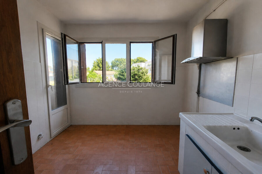Appartement à vendre à La ciotat — Vue sur la ville — photo 5