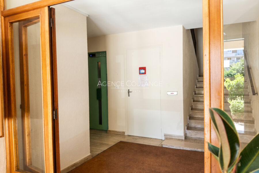 Appartement à vendre à La ciotat — Vue sur la ville — photo 7
