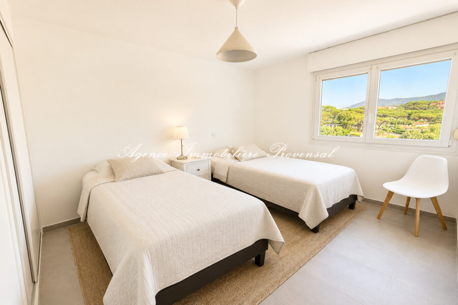 Appartement à vendre à Sainte-maxime — Vue mer — photo 7