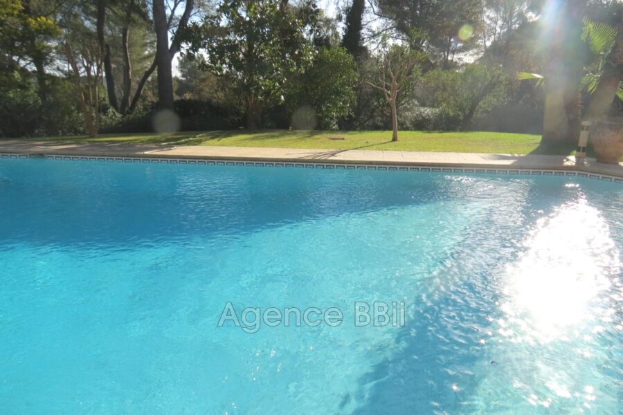 Maison à vendre à Mougins — Vue parc — photo 10