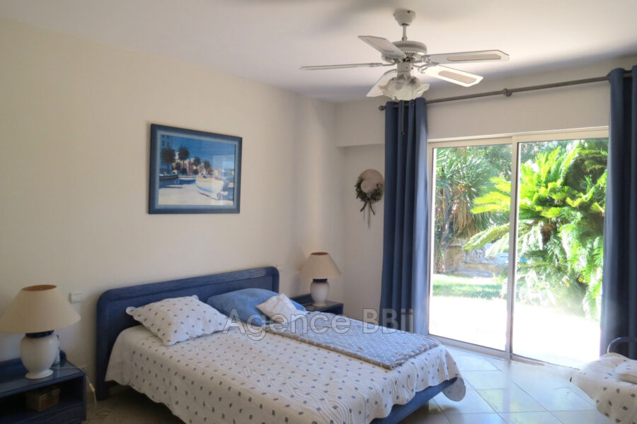 Maison à vendre à Mougins — Vue parc — photo 18