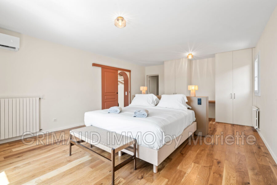 Maison à vendre à Grimaud — Vue mer — photo 6