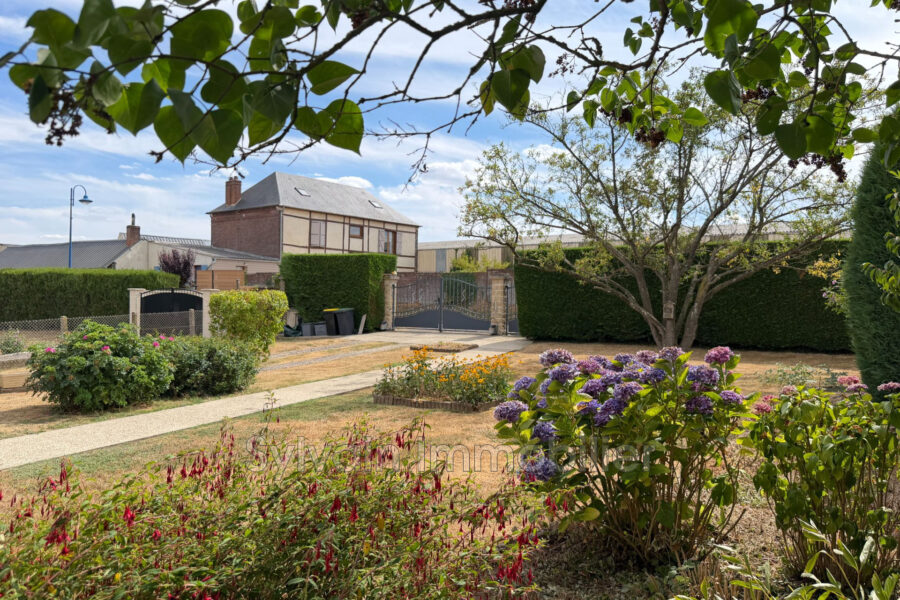 Maison à vendre à Songeons — Vue parc & jardin — photo 3