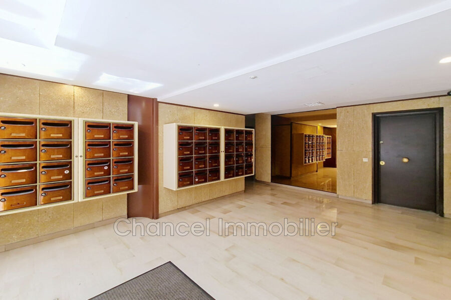 Appartement à vendre à Juan-les-pins — Vue mer — photo 17