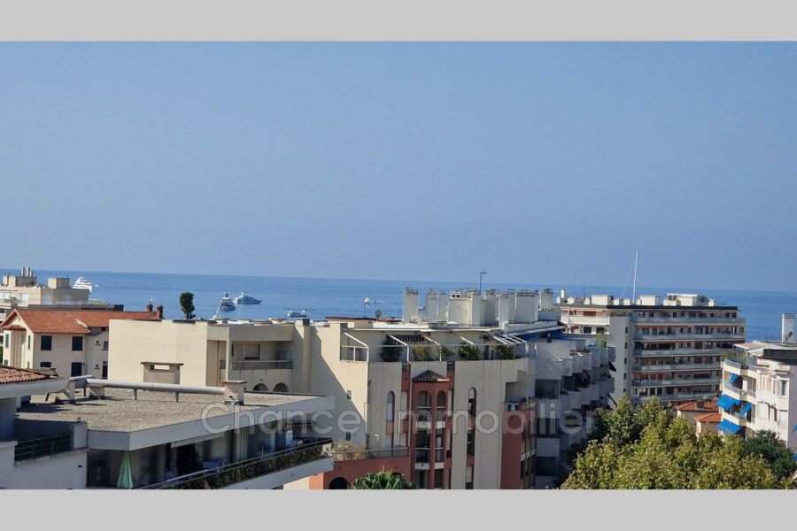 Appartement à vendre à Juan-les-pins — Vue mer — photo 2