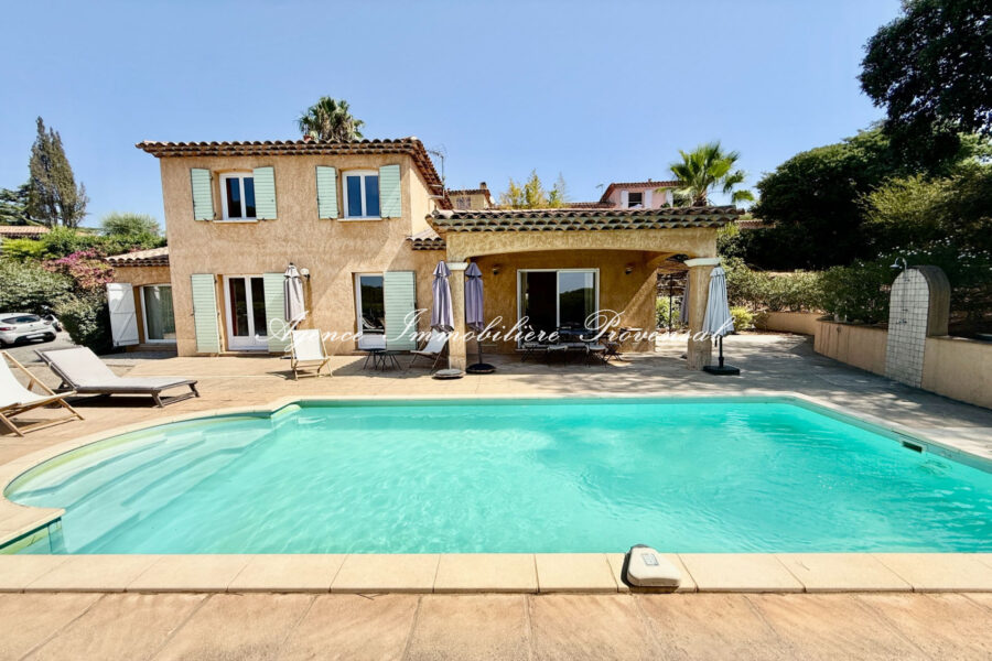 Maison à vendre à Sainte-maxime — Vue nature — photo 4