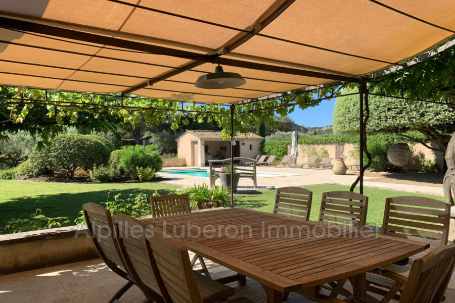 Maison à louer à Eygalières — Vue montagne — photo 4