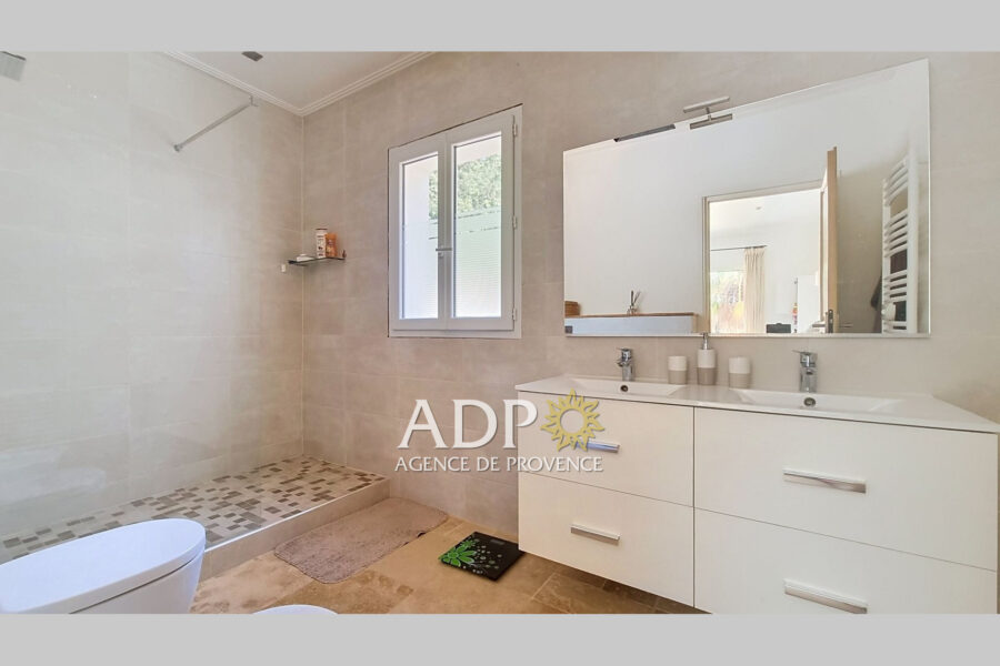 Maison à vendre à Saint-cézaire-sur-siagne — Vue parc & jardin — photo 18