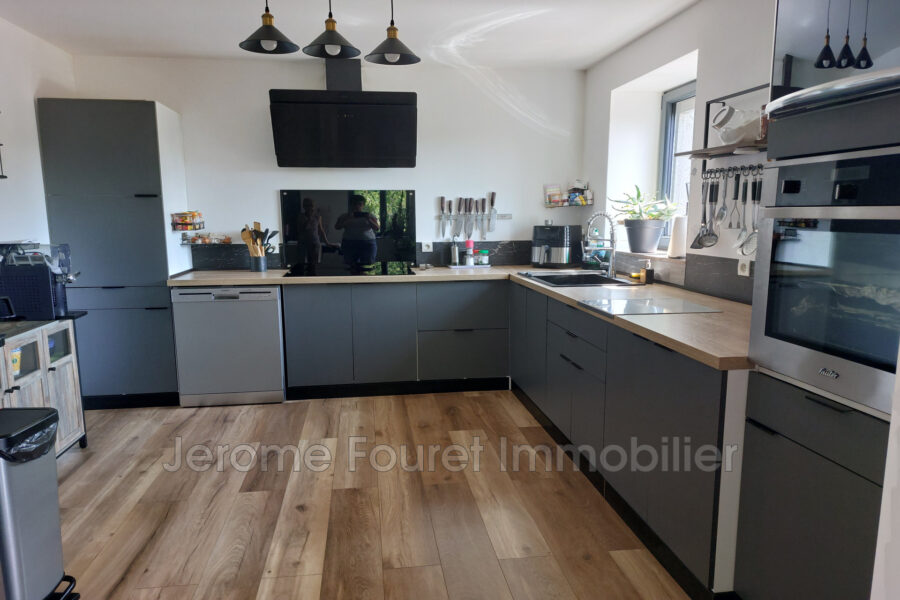 Maison à vendre à Neuvic — Vue nature — photo 3
