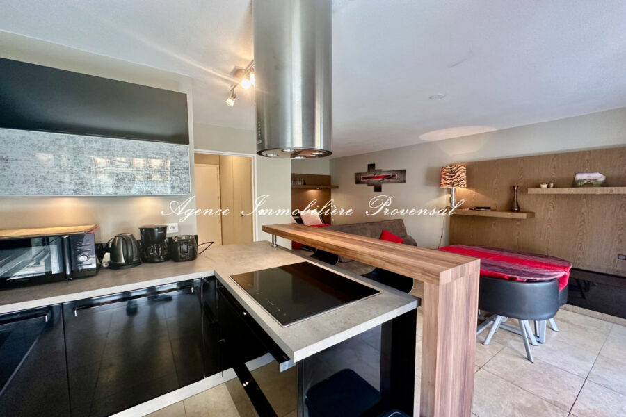 Appartement à vendre à Sainte-maxime — Vue sur la ville — photo 7