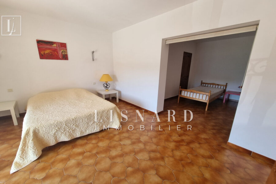 Maison à vendre à Vallauris — Vue nature — photo 16