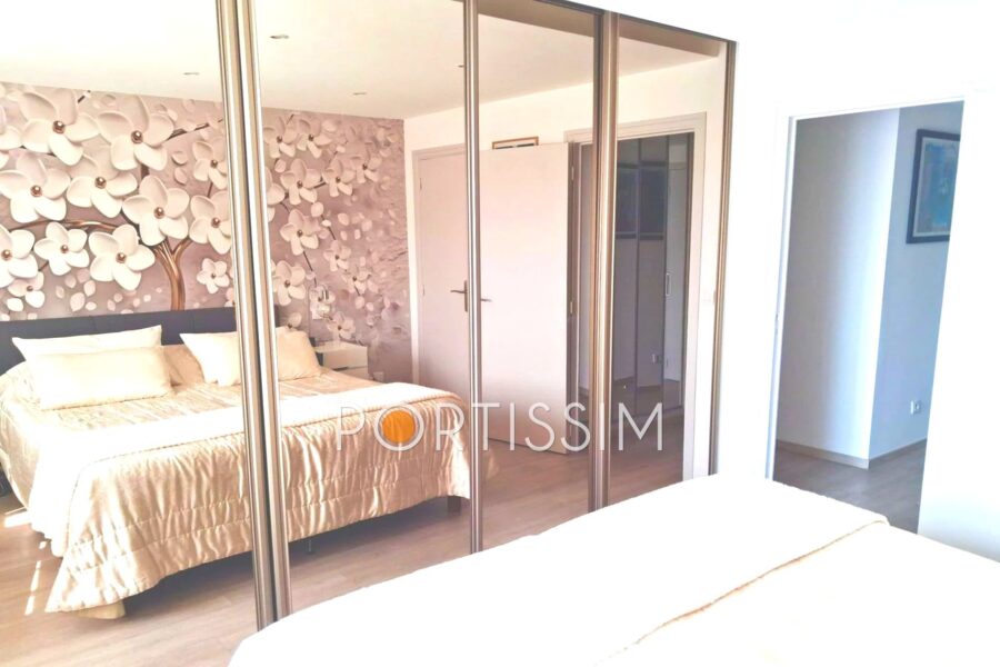 Appartement à vendre à Cagnes-sur-mer — Vue sur la ville — photo 8