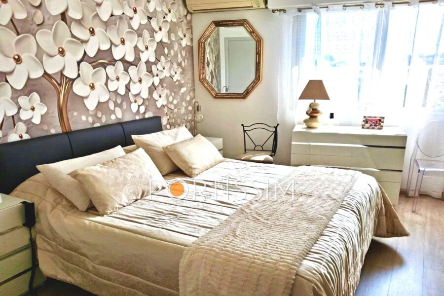 Appartement à vendre à Cagnes-sur-mer — Vue sur la ville — photo 7