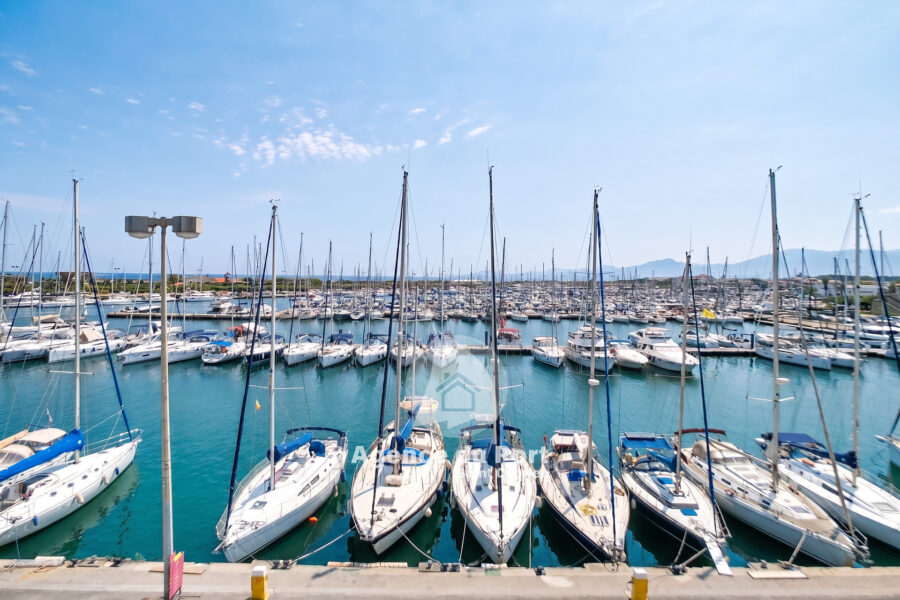 Appartement à vendre à Saint-cyprien-plage — Vue marina / port — photo 1