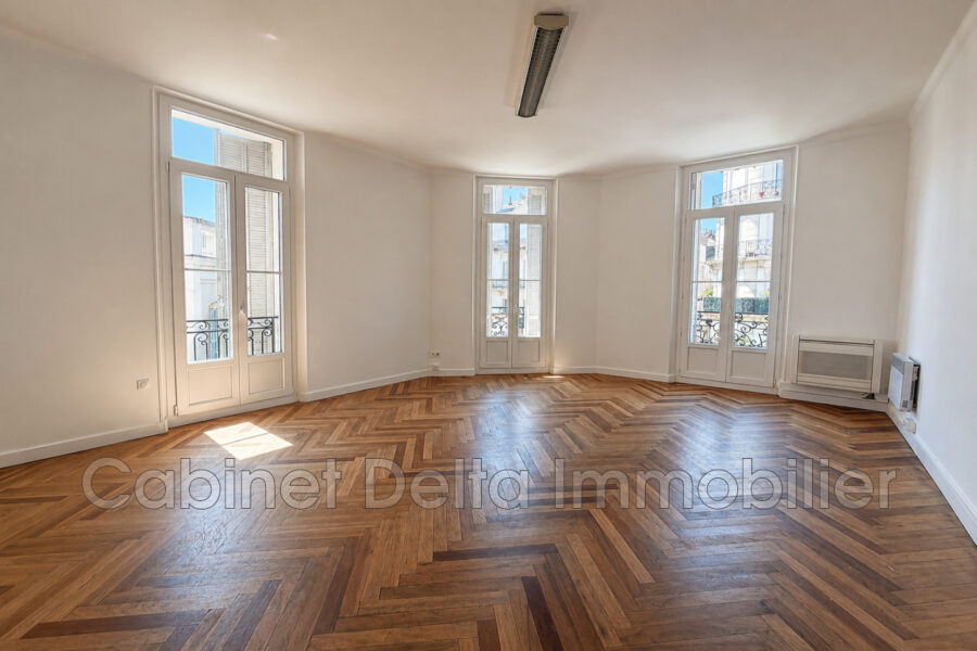 Appartement à vendre à Toulon — Vue sur la ville — photo 3