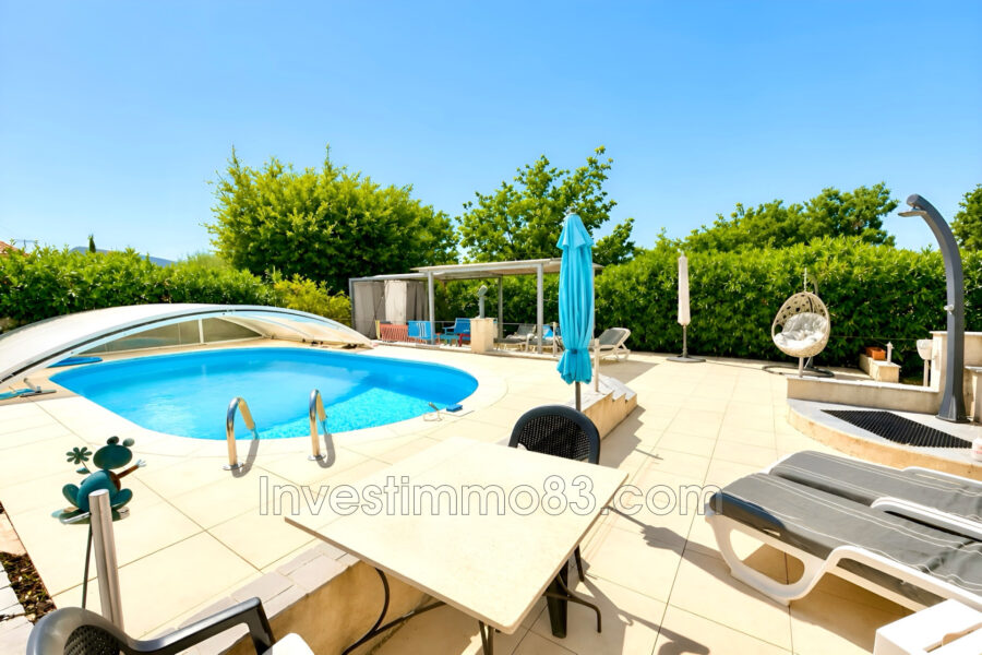 Maison à vendre à Rocbaron — Vue parc & jardin — photo 6