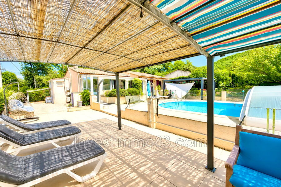 Maison à vendre à Rocbaron — Vue parc & jardin — photo 11