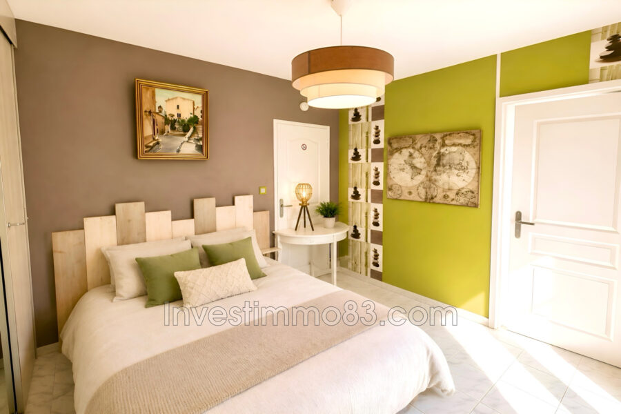 Maison à vendre à Rocbaron — Vue parc & jardin — photo 13
