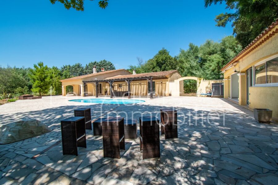 Maison à vendre à Les adrets-de-l&rsquo;estérel — Vue montagne — photo 16