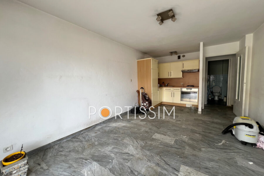 Appartement à vendre à Cagnes-sur-mer — Vue sur la ville — photo 2