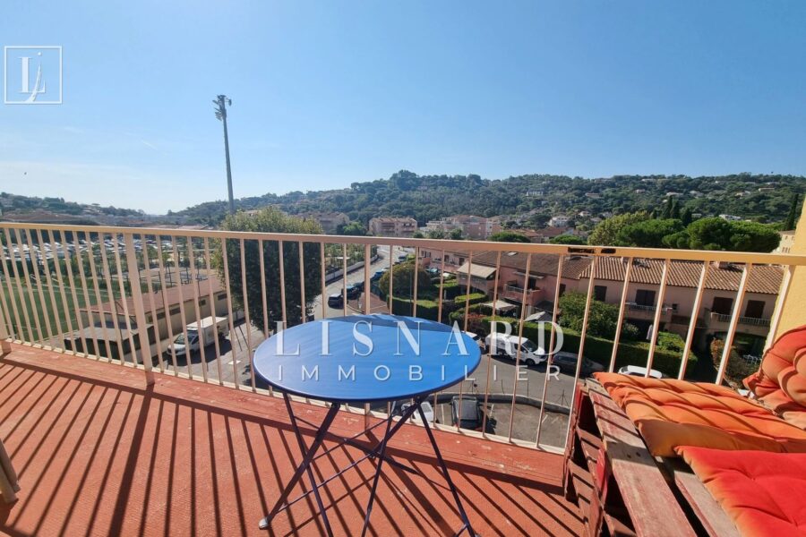 Appartement à vendre à Vallauris — Vue nature — photo 1