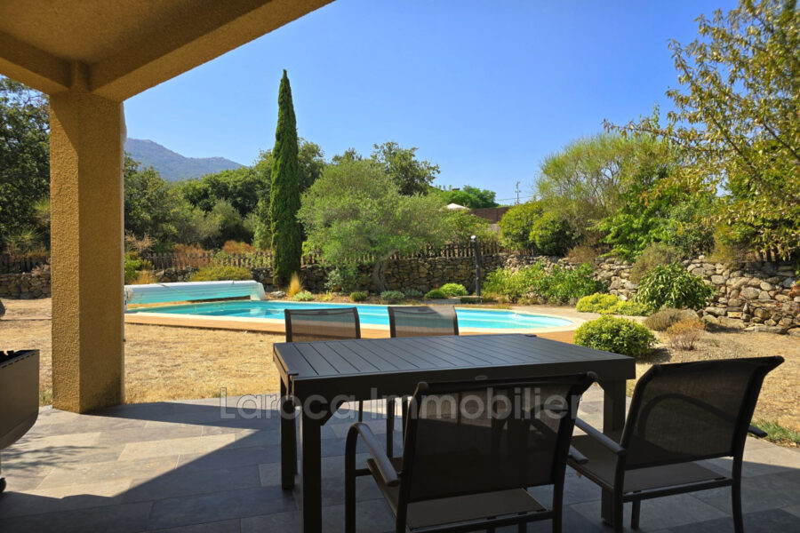Maison à vendre à Villelongue-dels-monts — Vue montagne — photo 13