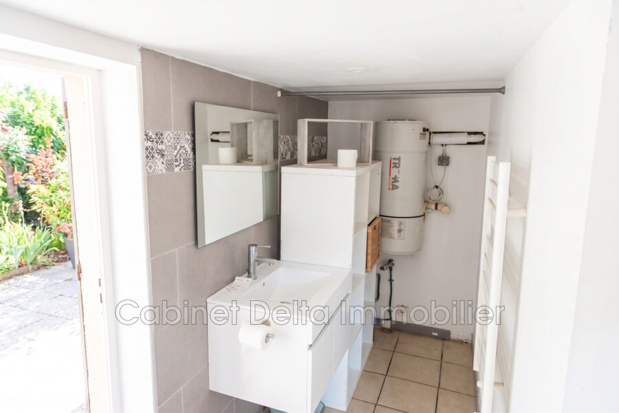 Appartement à louer à Méounes-lès-montrieux — Vue parc & jardin — photo 6
