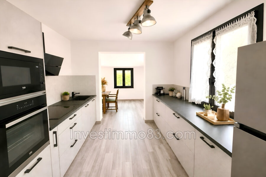 Maison à vendre à Peypin — Vue parc & jardin — photo 3