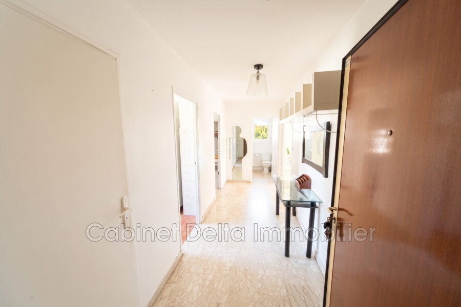 Appartement à vendre à Sanary-sur-mer — Vue sur la ville — photo 3