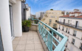 Appartement à vendre à Paris — Vue sur la ville — photo 1