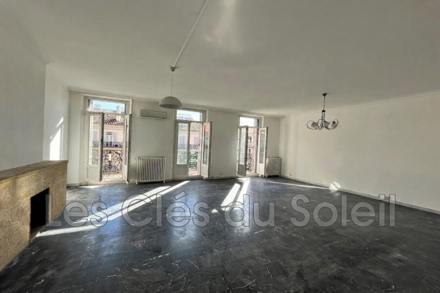 Appartement à vendre à Toulon — Vue sur la ville — photo 2