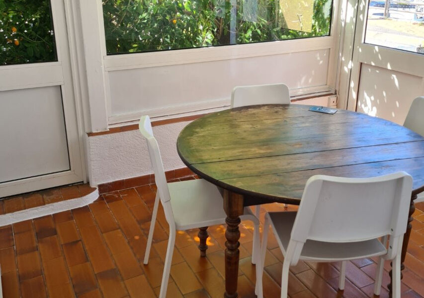 Maison à louer à Saint-Cyr-sur-Mer — Vue mer — photo 1