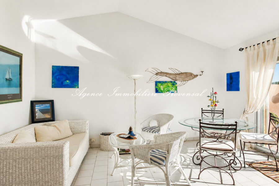 Appartement à vendre à Sainte-maxime — Vue mer — photo 5