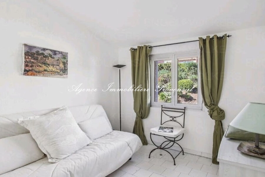 Appartement à vendre à Sainte-maxime — Vue mer — photo 8