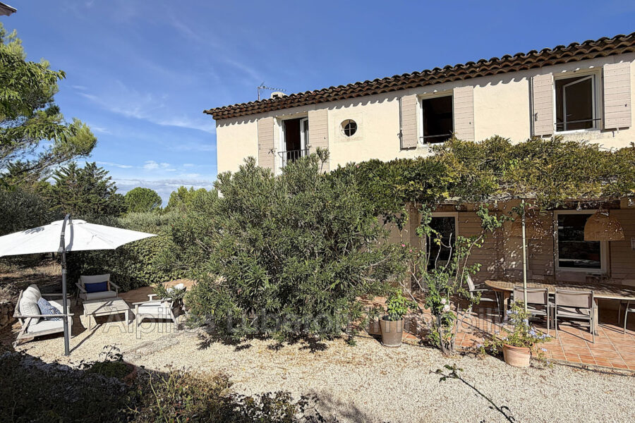 Maison à louer à Eygalières — Vue nature — photo 5