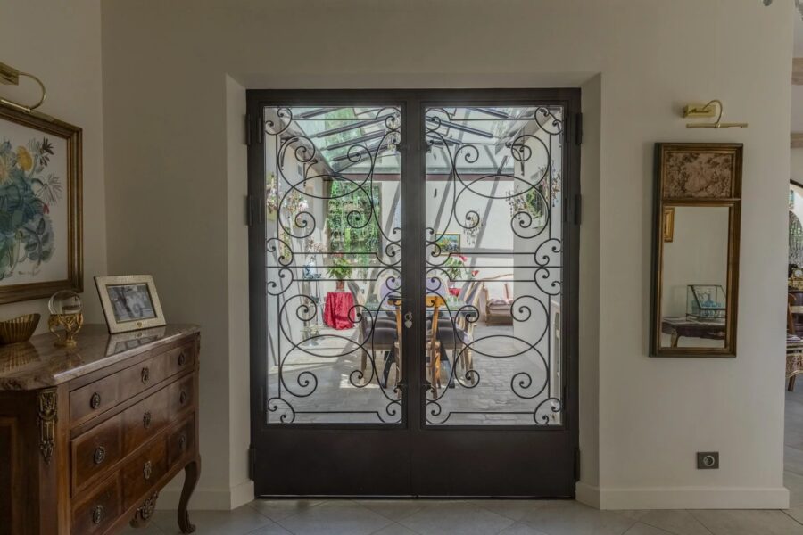 Maison à vendre à Raphèle-lès-arles — Vue montagne — photo 12