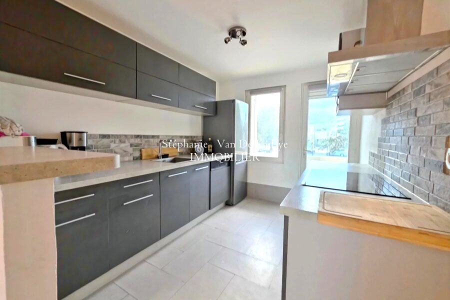 Appartement à vendre à Fréjus — Vue parc & jardin — photo 9