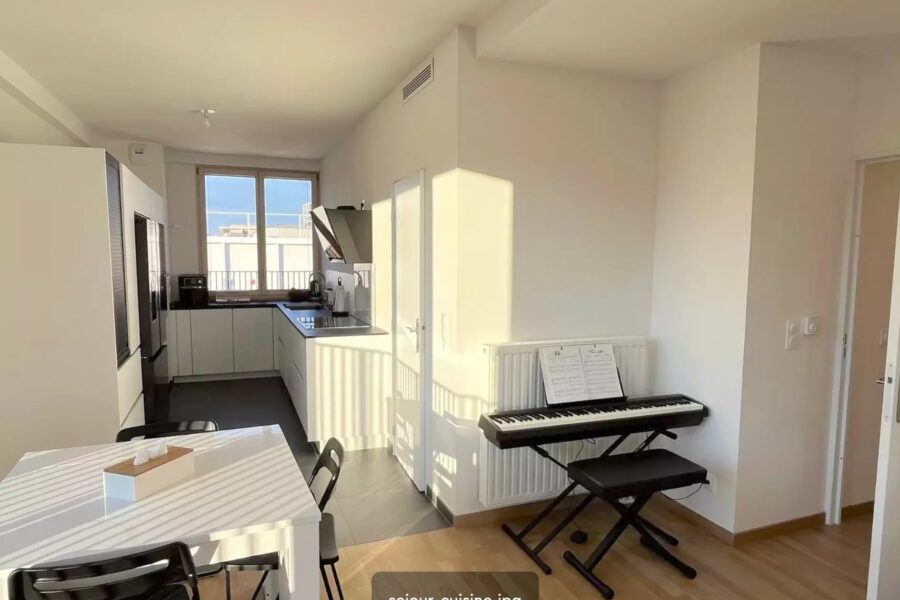 Appartement à vendre à Lyon 2ème — Vue sur la ville — photo 5