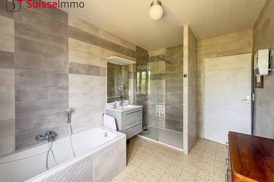 Maison à vendre à Montperreux — Vue lac — photo 7