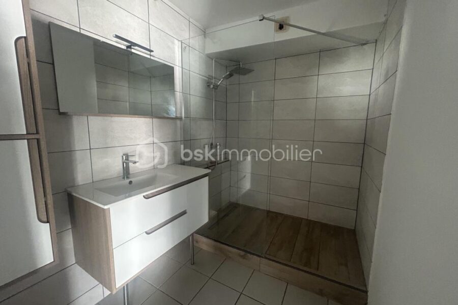 Appartement à vendre à Saint denis — Vue mer — photo 7