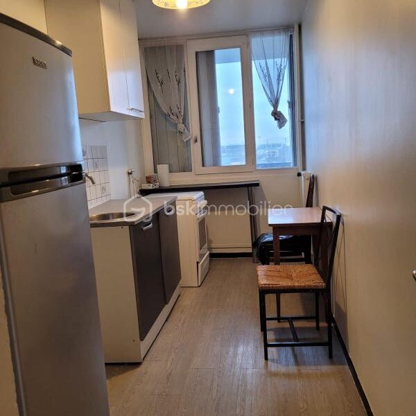 Appartement à vendre à Aubervilliers — Vue sur la ville — photo 7
