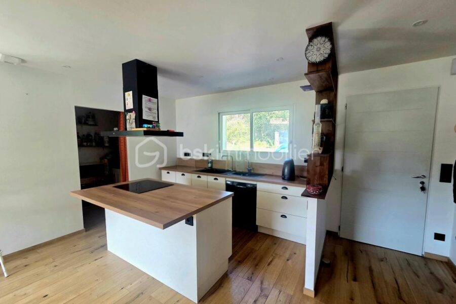 Maison à vendre à Vesseaux — Vue montagne — photo 7