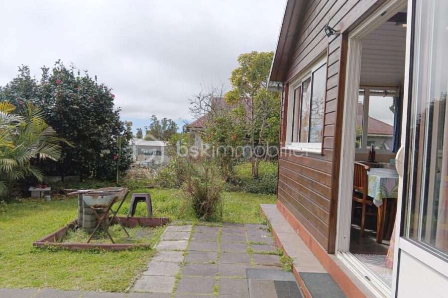 Maison à vendre à Saint benoit — Vue montagne — photo 8
