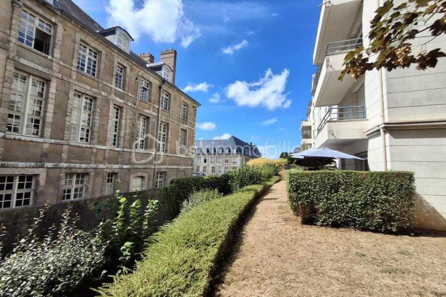 Appartement à vendre à Rouen — Vue sur la ville — photo 8